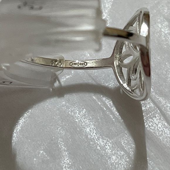 TOSH 925 Silver Plated Ring with Floral Cut-out Size 54 - Picture 8 of 16
